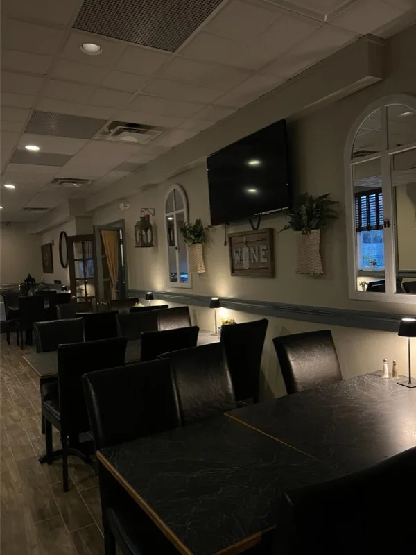 Morse Tavern dining room interior